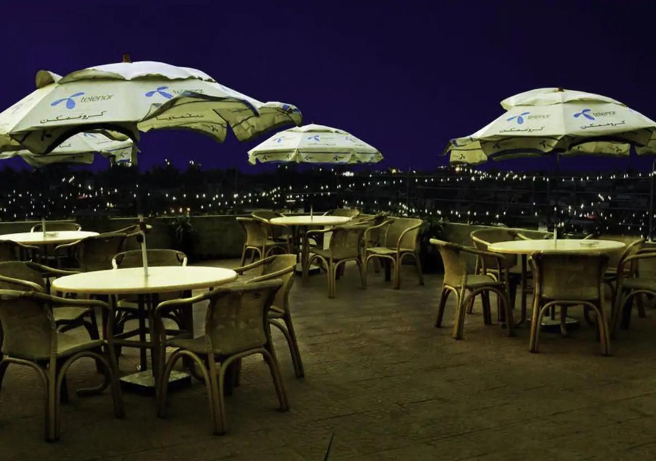 Rajone Hotel Faisalabad Esterno foto
